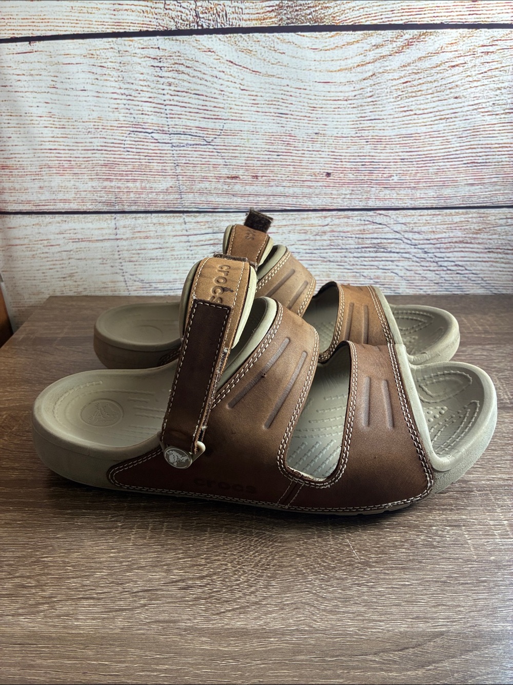 Pre Owned CROCS Men’s Brown Two-Tone Slide Sandals Size 11